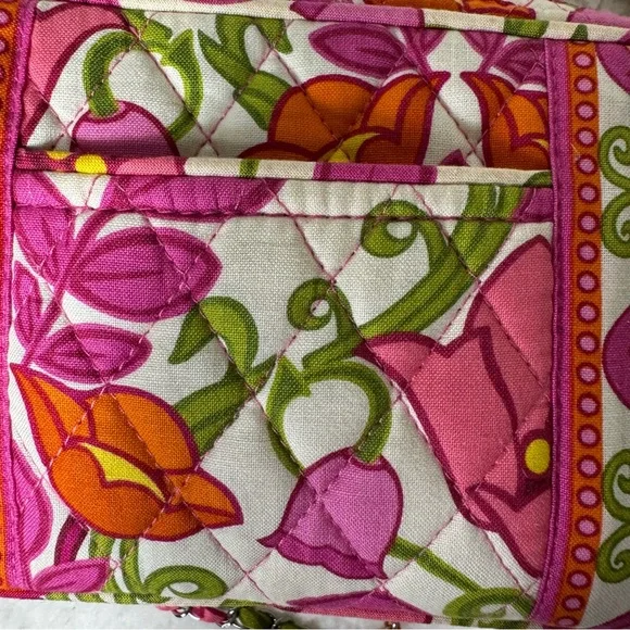 Vera Bradley Quilted Floral Mini Crossbody Bag Pink Green Phone Purse - Picture 3 of 10